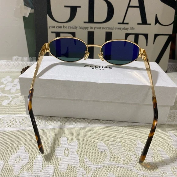 Celine Gold Oval Sunglasses🤩🤩